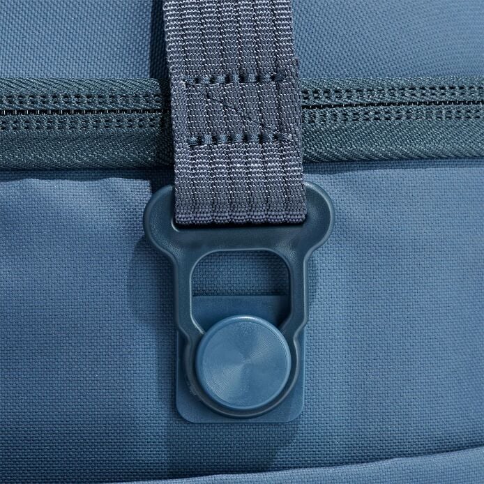 carryouttm-soft-cooler-30-l-w8 250815_hydro_cooler_details_14852_2_5.jpg