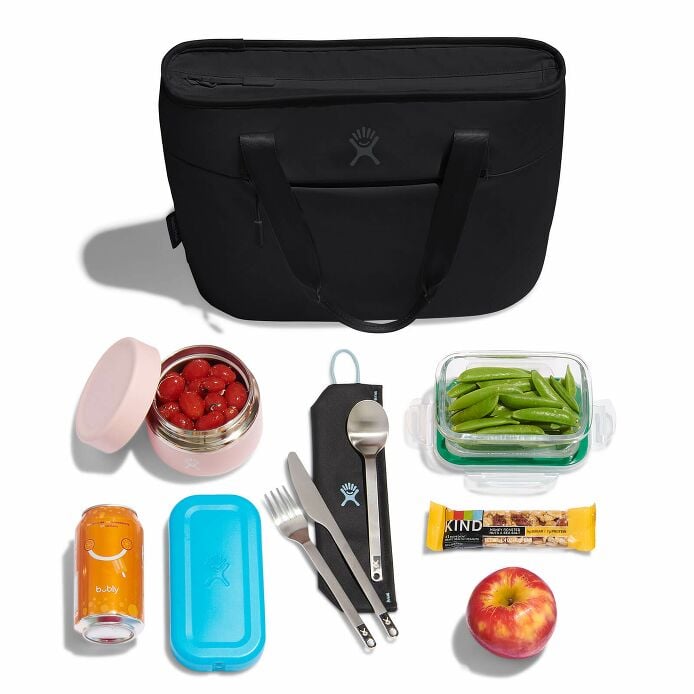 8-l-insulated-lunch-tote-v7 8l-tote-black-packing.jpg