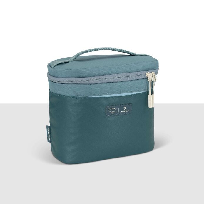 osprey-axis-x-hydro-flask-campus-essentials-bundle-i9 axisxhydroflask_s26_detail1_cascadeblue_10007249_1.jpg