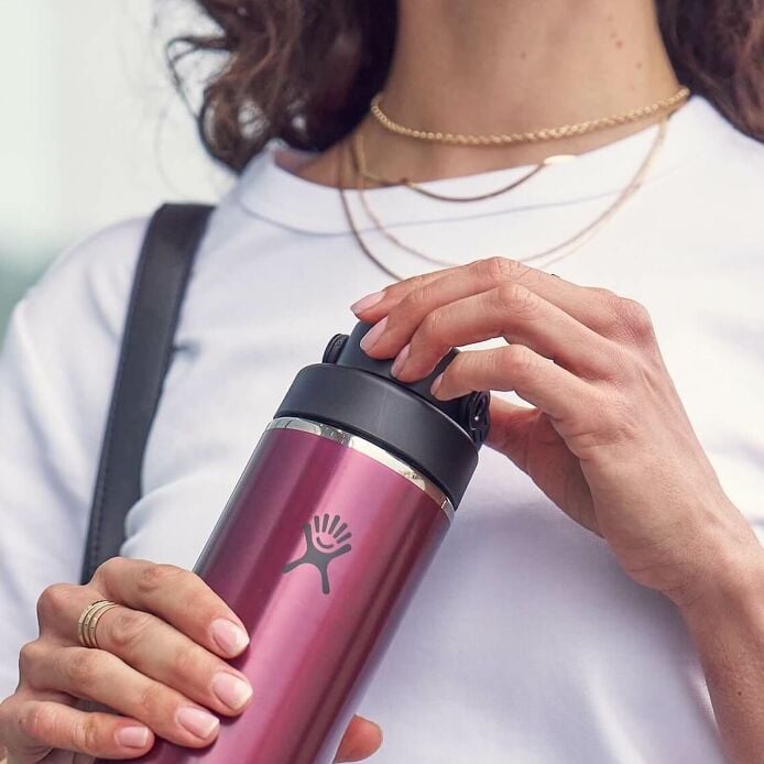 24-oz-lightweight-chug-cap-bottle-x2 hf_s26_lightweight_mcinnis_5123_1_1.jpg