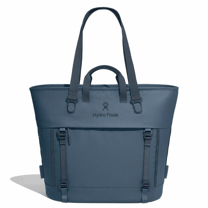 carryouttm-soft-cooler-tote-30-l-h1 maxiit384-carryout-tote-30l-harbor-blue-straight.jpg